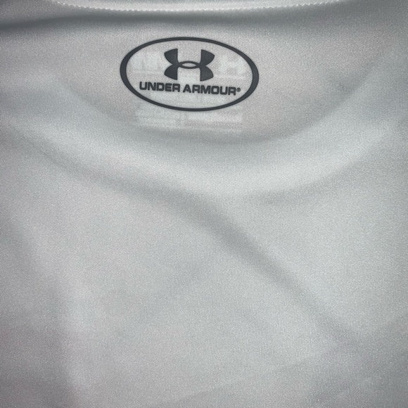 Classic Under Armour Logo Tee - 100% polyester - Picture 3 of 3
